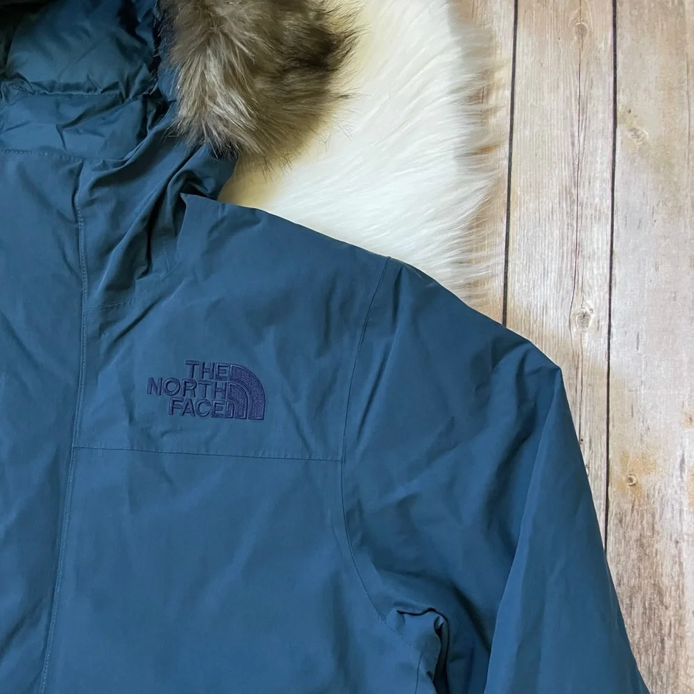The North Face Men’s Arctic Parka In Monterey Blue - Picture 3 of 9